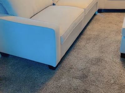 Couch set