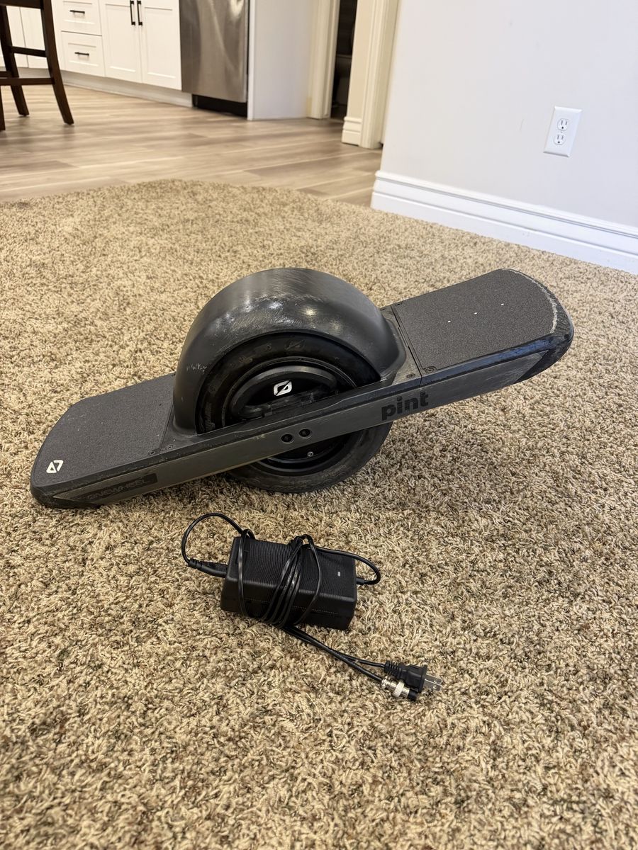 Onewheel Pint Electric Skateboard with Charger - Used Condition