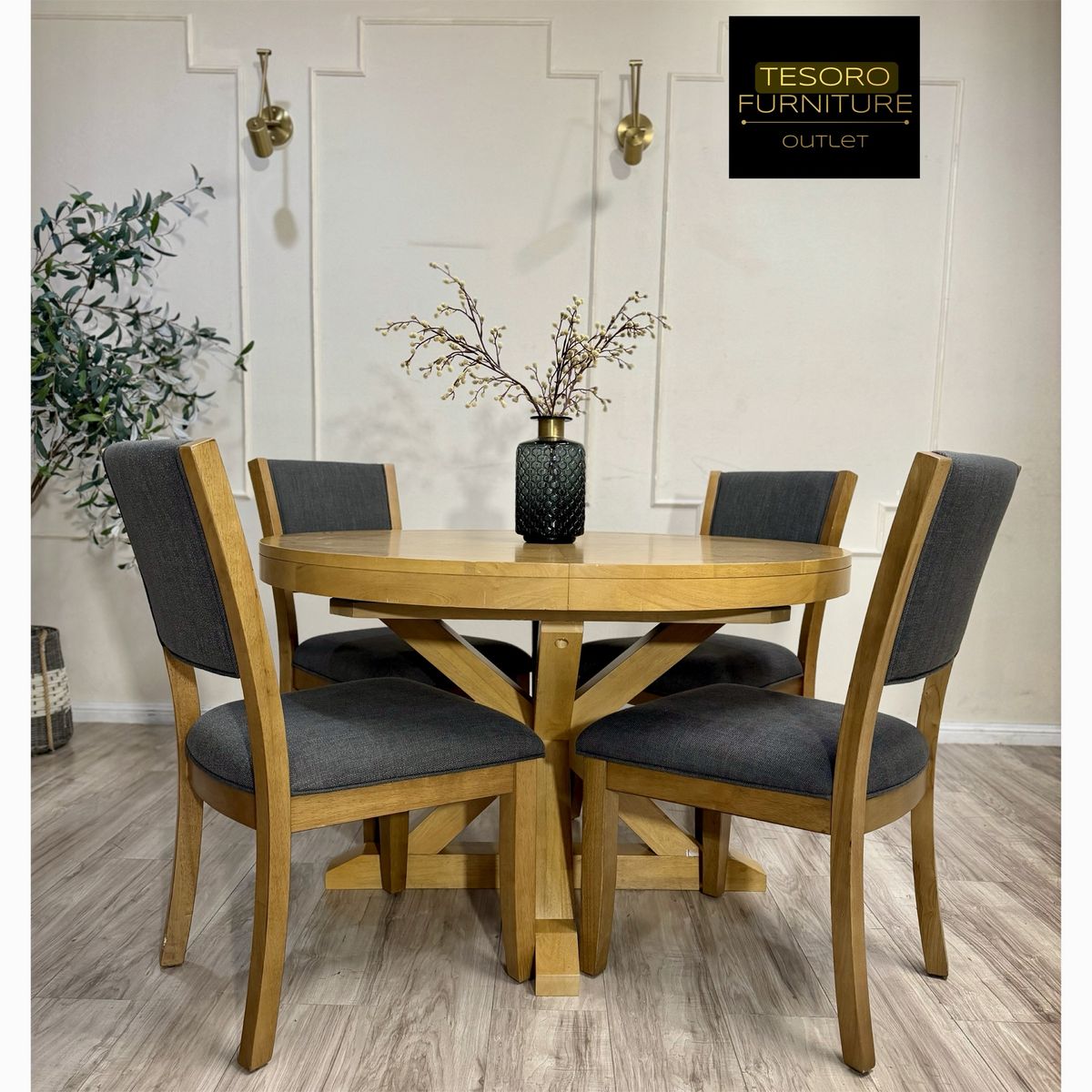 OAK MODERN DINING SET WE OFFER DELIVERY