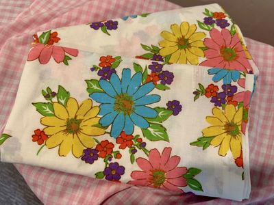 Vintage Canon Monticello Floral Bedsheet Remnants