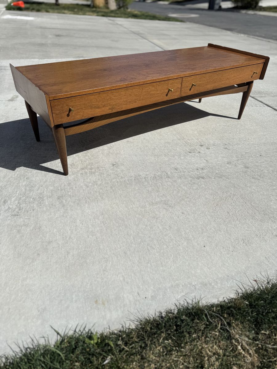 Mid Century Broyhill Coffee Table