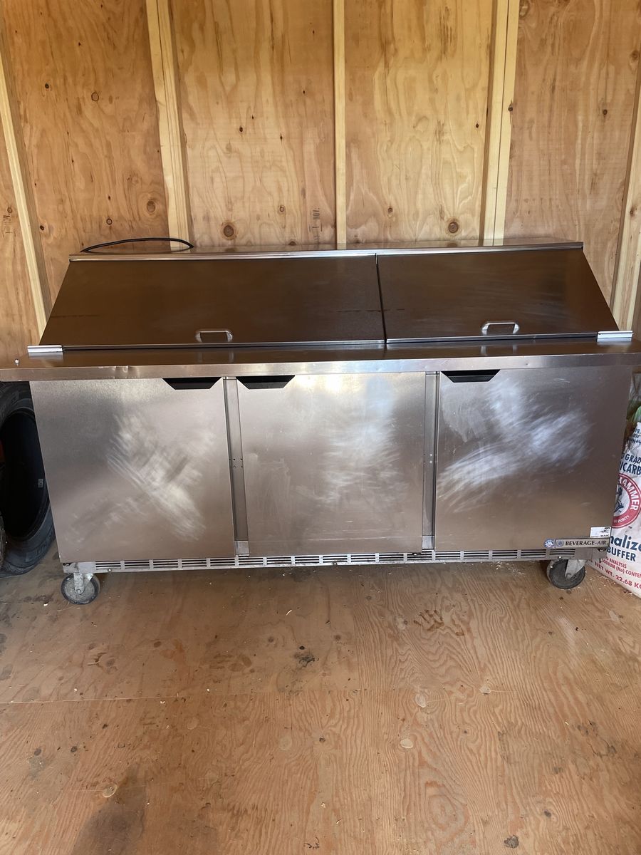 3 door Prep table