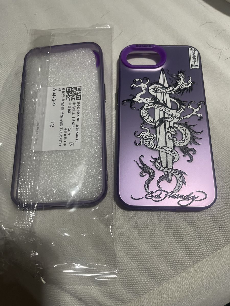 iPhone 11e Case (2 of them)