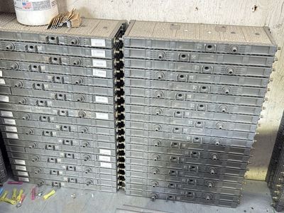 Hybrid / Electric Vehicle Battery Modules - Stacked Cells