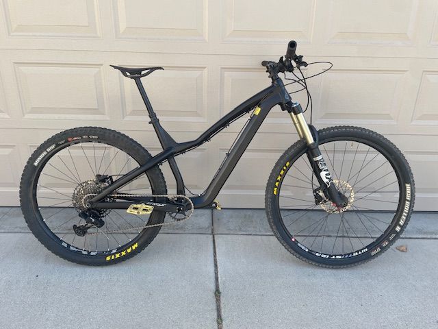 2025 Dartmoor Hornet Pro Mullet (Medium) - Mint