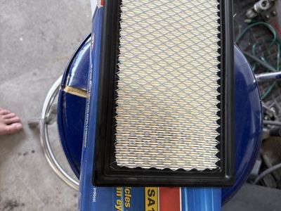 Air filter new fits mostly Fords