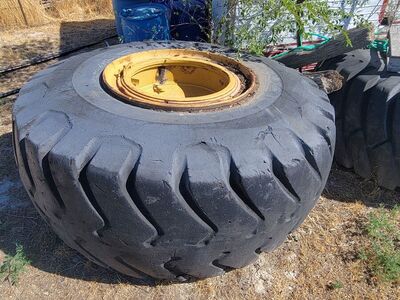 Caterpillar used tires and rims