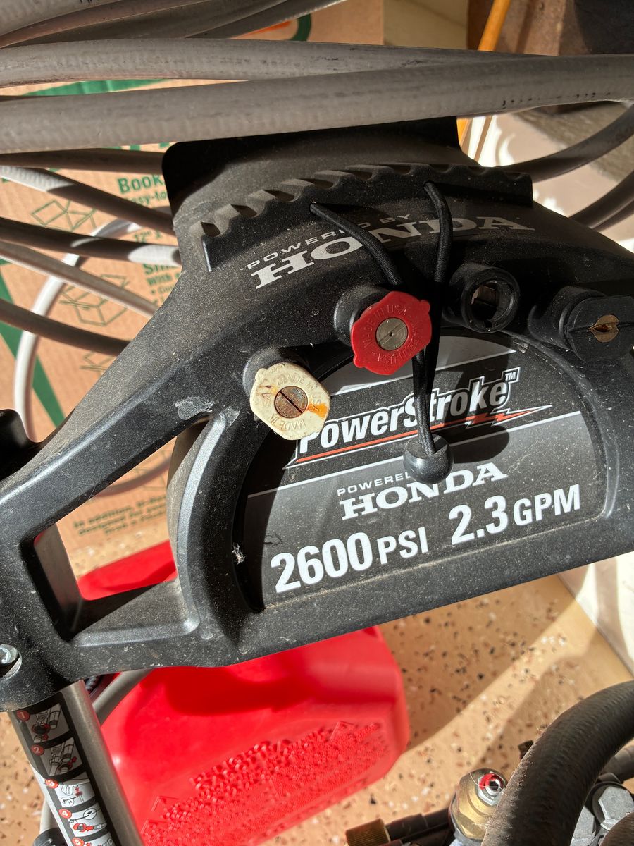 Honda gasoline power washer 2600 PSI 2.3 GPM