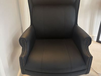 Executive Style Desk Chair