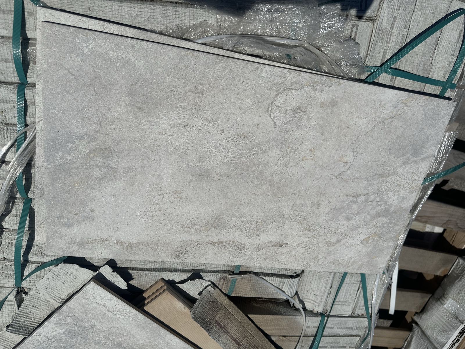 Main image 5