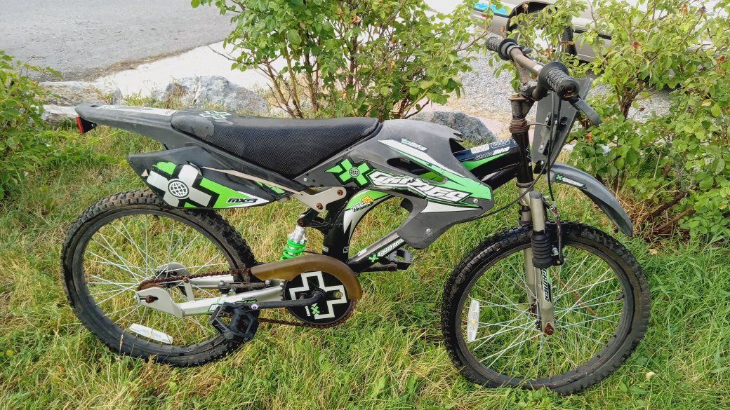 20" Hyper Moto MXB Kids Dirt Bike Style Bicycle
