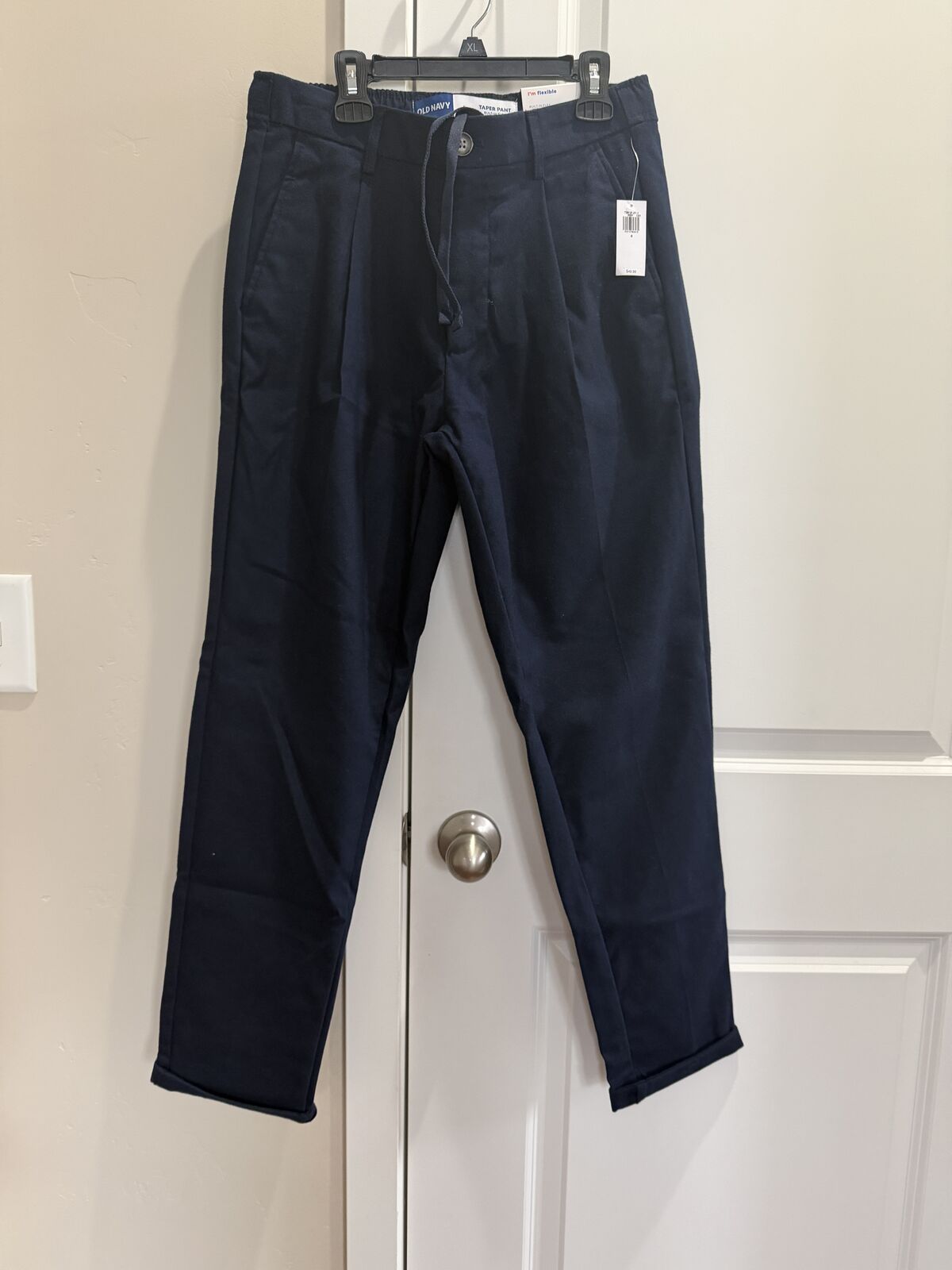 BNWT Old Navy Taper Built-In Flex Pleated Chino Pants, Men, S, Pick color
