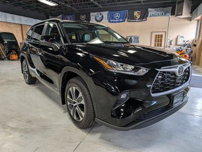 2025 Toyota Highlander XLE