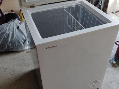 Hisense Chest Freezer - White, Compact Design, w/ Interior Basket
