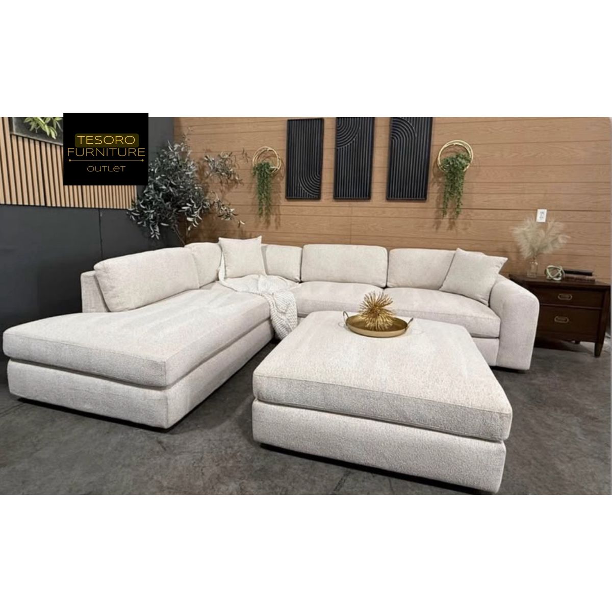 ANDEE OVERSIZED CHAISE SECTIONAL AND OTTOMAN