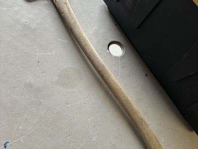 34” Axe