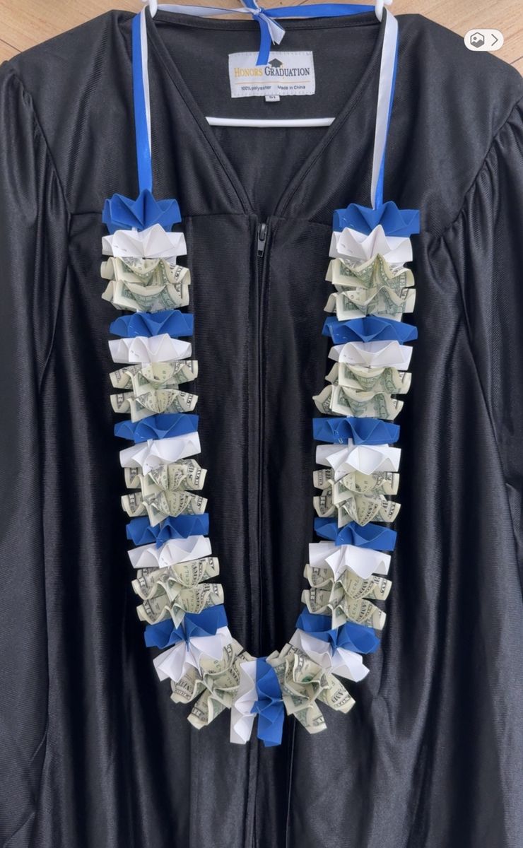 Graduation Money Leis – Custom & Ready to Go!