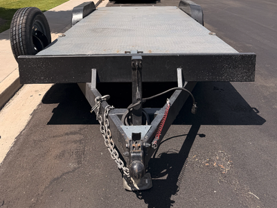 20' Diamond C Trailer for Rent