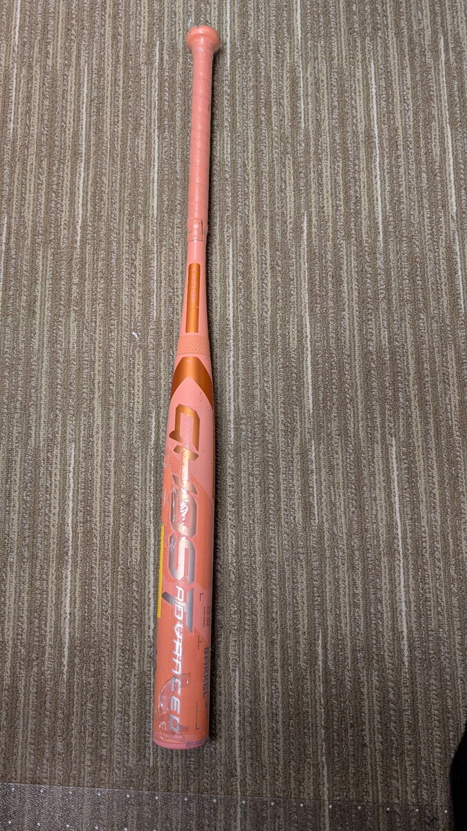 Brand new 2025 Easton Ghost Advanced Limited Edition Dawn 32/22 Fastpitch Softball bat $650 cash/venmo in Draper