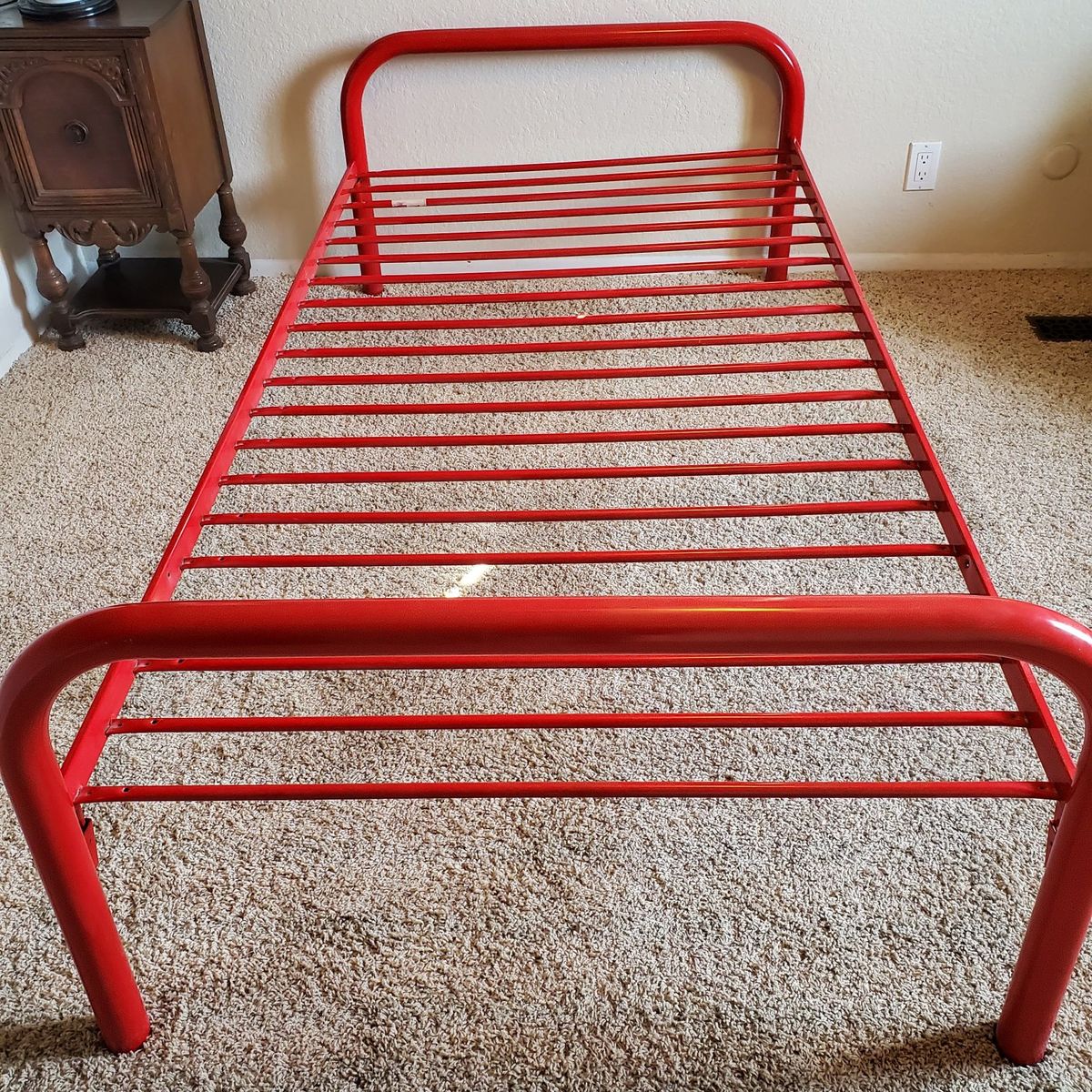 Sturdy twin metal bed frame