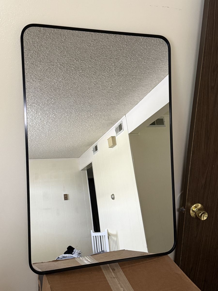 Main image 2