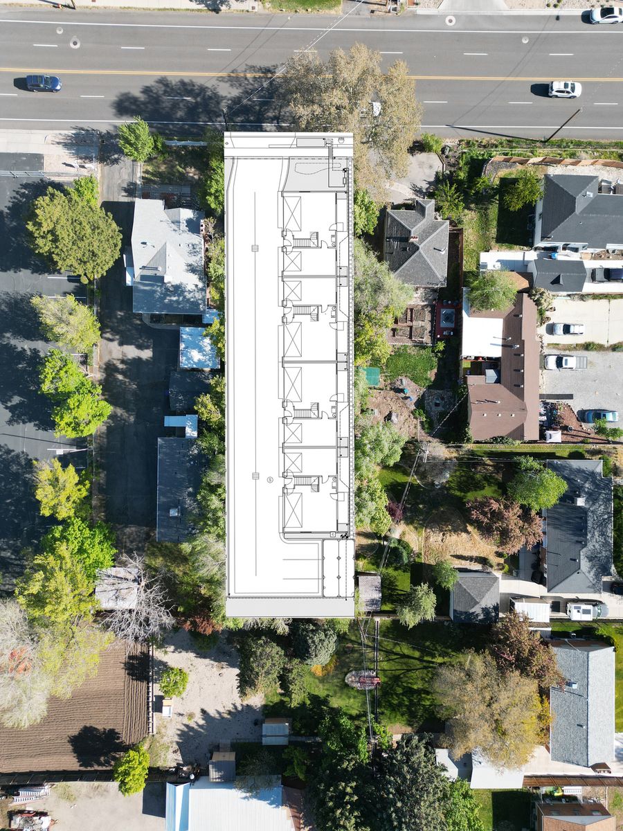 Main image 7