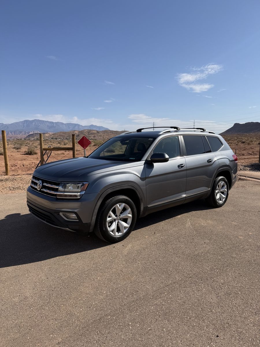 2018 Volkswagen Atlas 2.0T SEL 4Motion