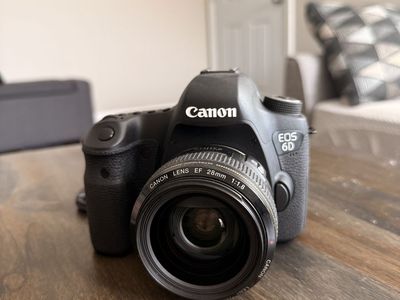 Canon 6D with 28mm F/1.8 USM
