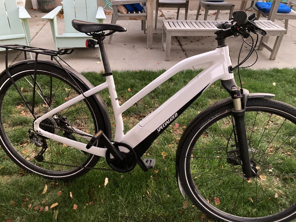 Specialized Turbo Vado, Medium, Step Through Frame