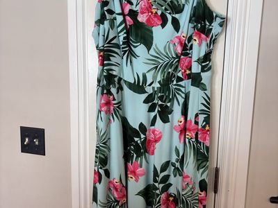 Women’s 3X Tropical Patterned Dress