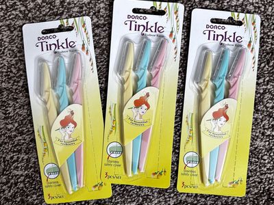 Tinkle Razor - Three new packages of three