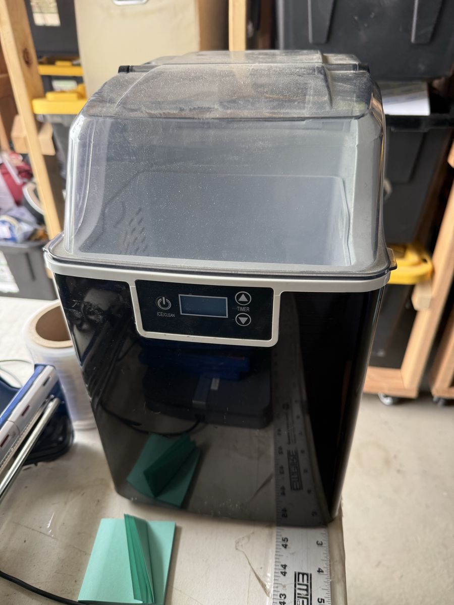 aglucky Home ICE Maker - counter Small