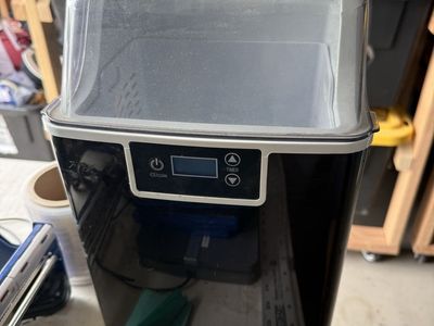 aglucky Home ICE Maker - counter Small