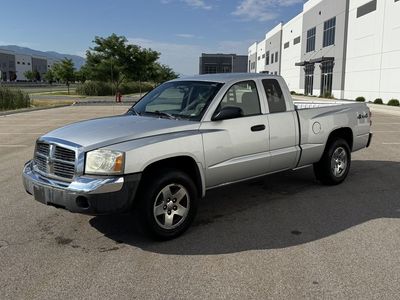 2005 Dodge Dakota SLT