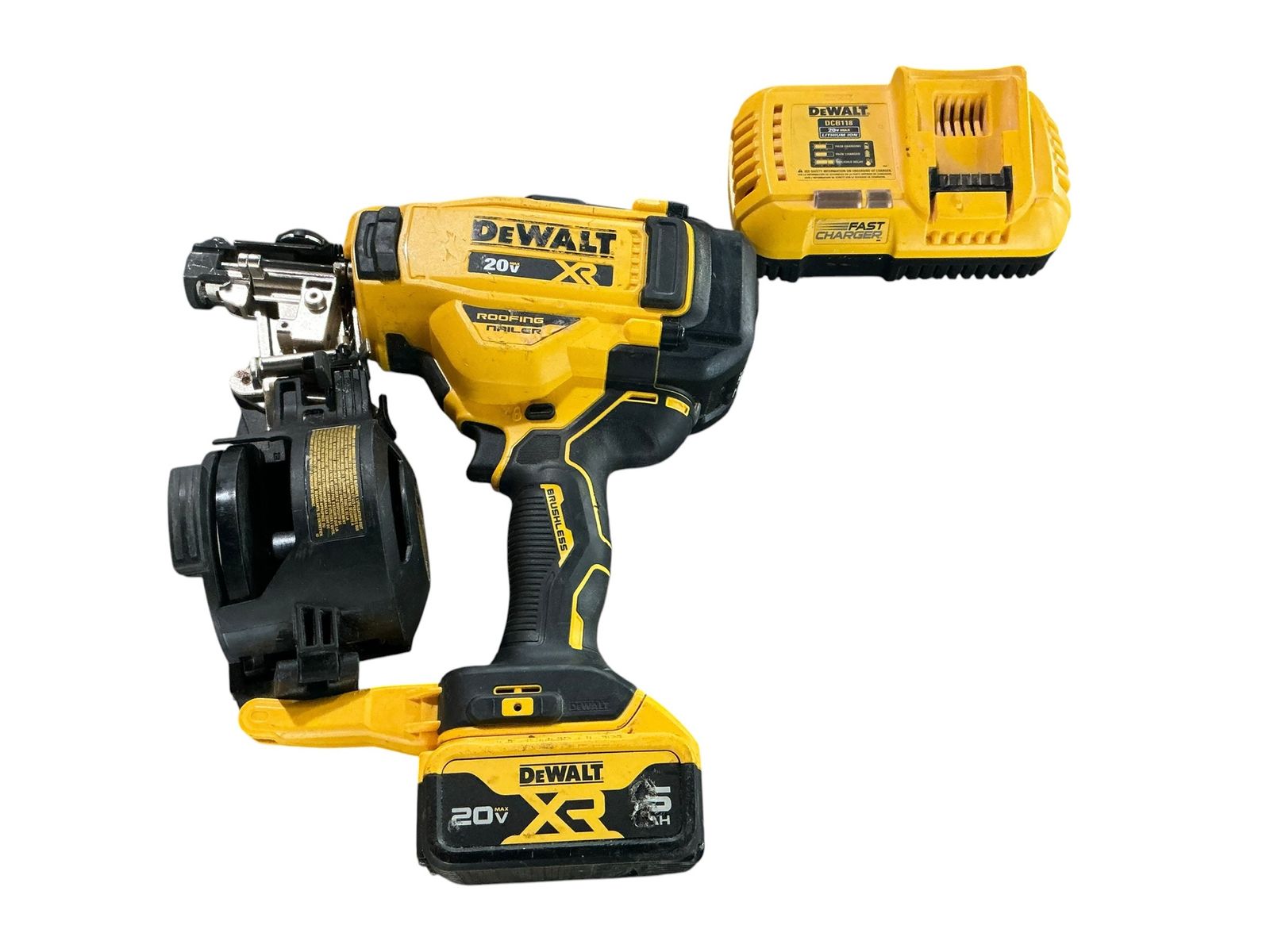 DEWALT 20V MAX XR Brushless Roofing Nailer DCN45RN with Battery & Charger E75014375