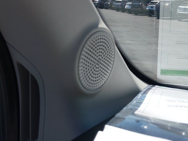Main image 19