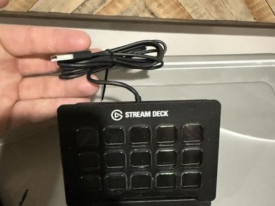 Elgato Stream Deck Mini - Compact Live Production Controller for Streamers & Content Creators