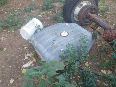 88 to 98 Chevrolet suburban fuel tank