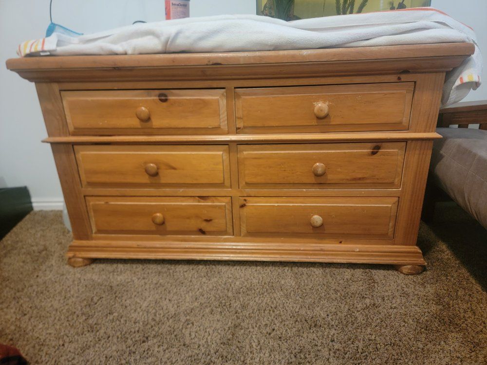 dresser