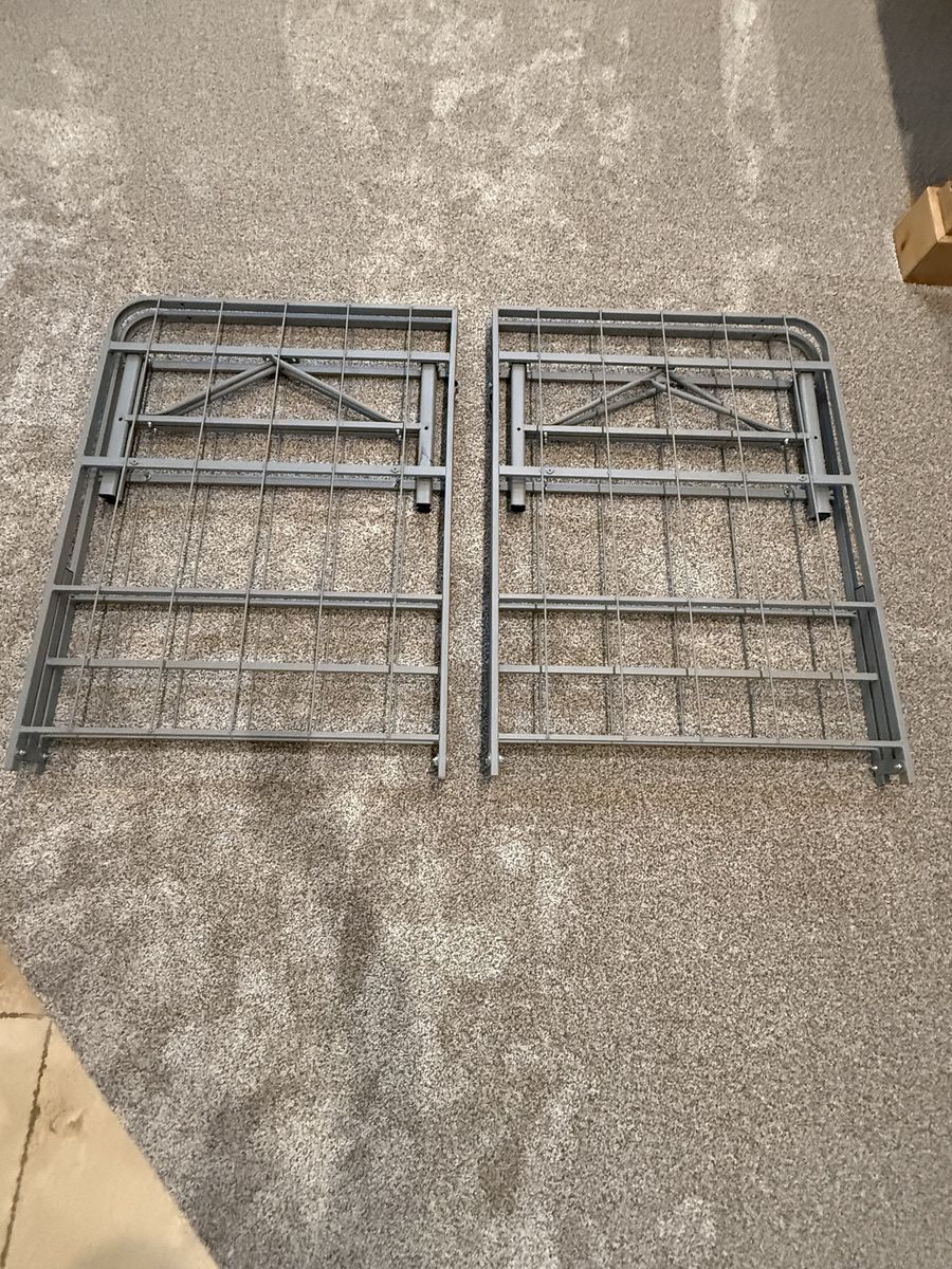 Queen Foldable Platform Bedfrane