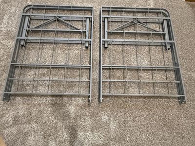 Queen Foldable Platform Bedfrane