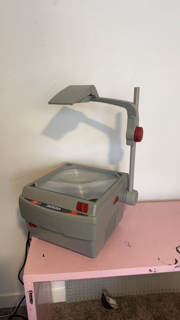 Apollo 3000 Classic Classroom Projector