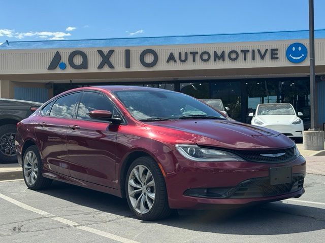 2015 Chrysler 200 S