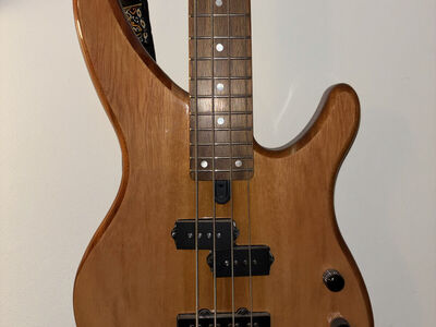Yamaha TRBX174EW 4-string electric bass