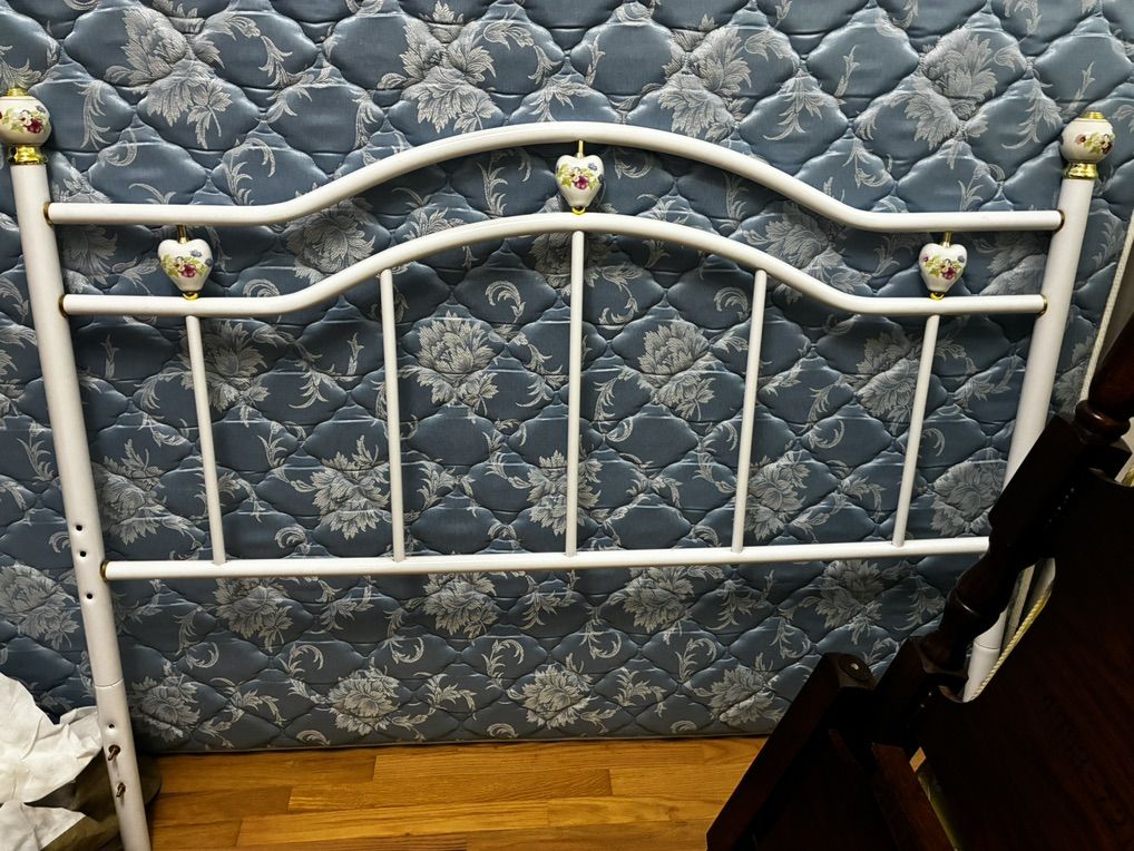 Full Bed