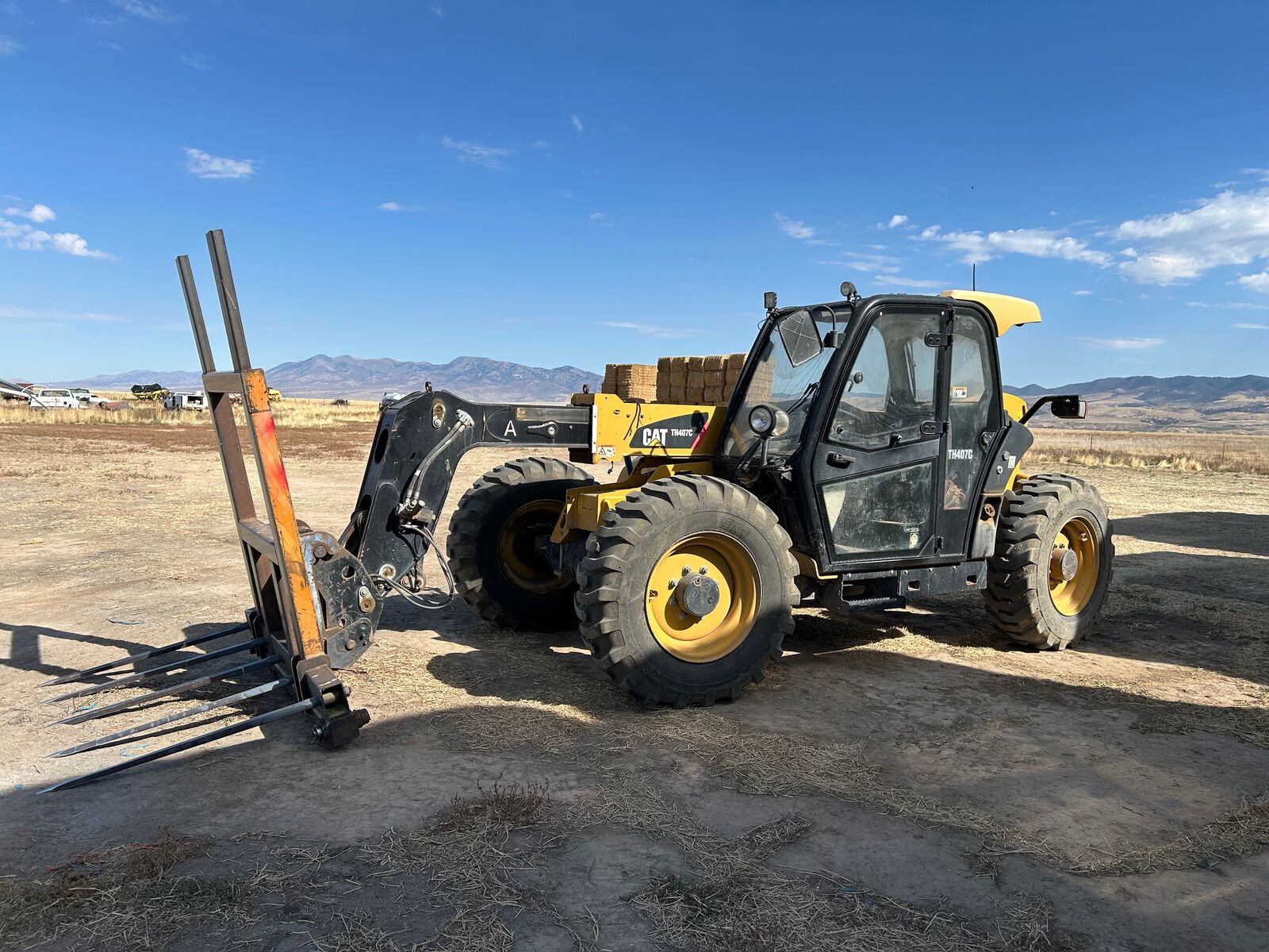 2015 CAT TH407C Telehander