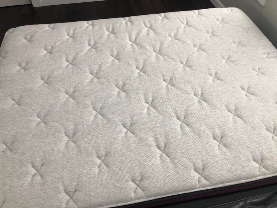 Luxe Dusk, Cal King, Cover: GlacioTex + CoolForce Layer, Top Layer: Original Layer Like New, Perfect Condition