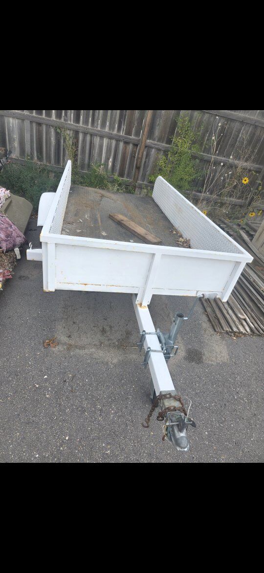 Utility trailer