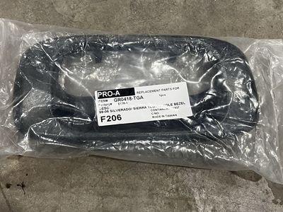 Chevy truck tailgate bezel