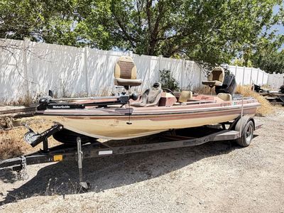 1980 Ranger fishing boat. 150 HP Mercury (Woods Cross)
